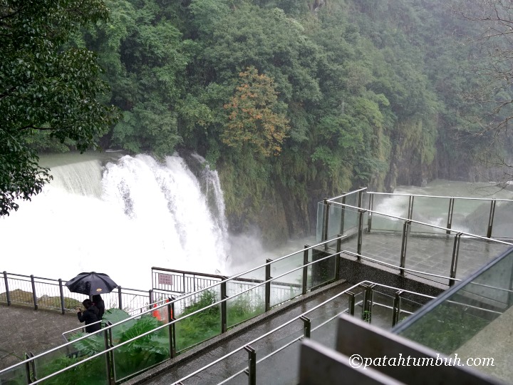 Sehari di Pingxi Taiwan